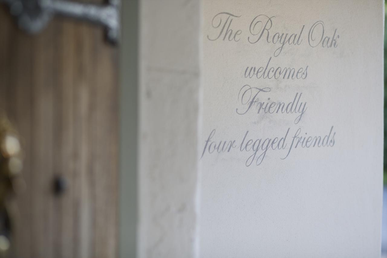 The Royal Oak Hotel Ansty  Exterior foto